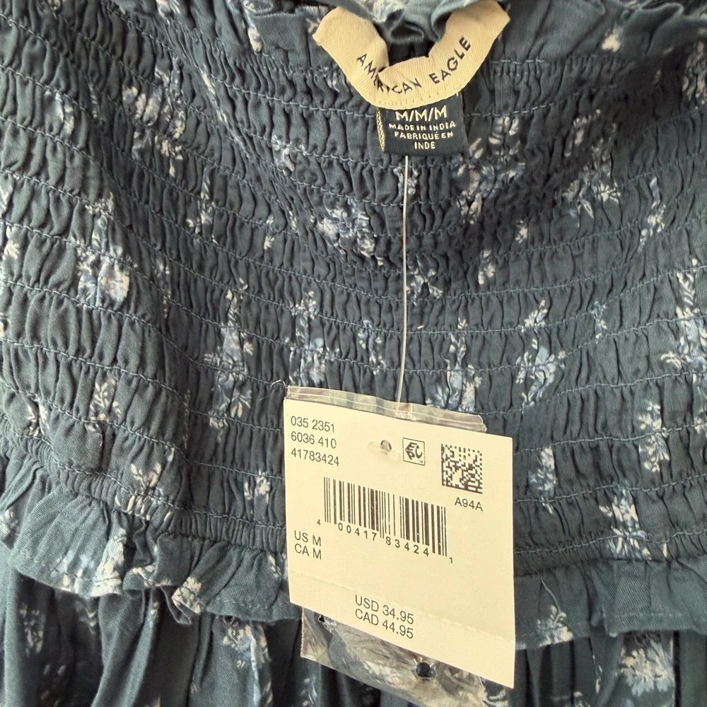 American Eagle Outfitters Blue Floral Smocked Sleeveless Convertible Top - Picture 3 of 4